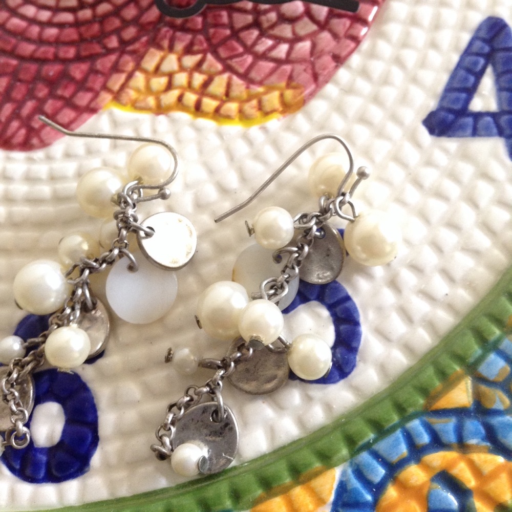 Vintage Dangling Faux Pearl & Abalone Cluster Dangling Earrings - Picture 6 of 6